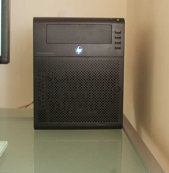 Inside/outside view of HP MicroServer