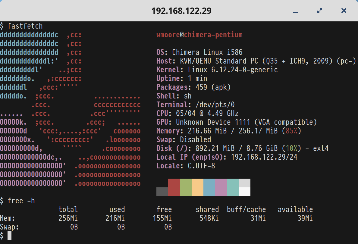 Screenshot of a terminal with the output of fastfetch. It indicates the OS is Chimera Linux i586. It's using 216 MiB of 256MiB of RAM (85%).